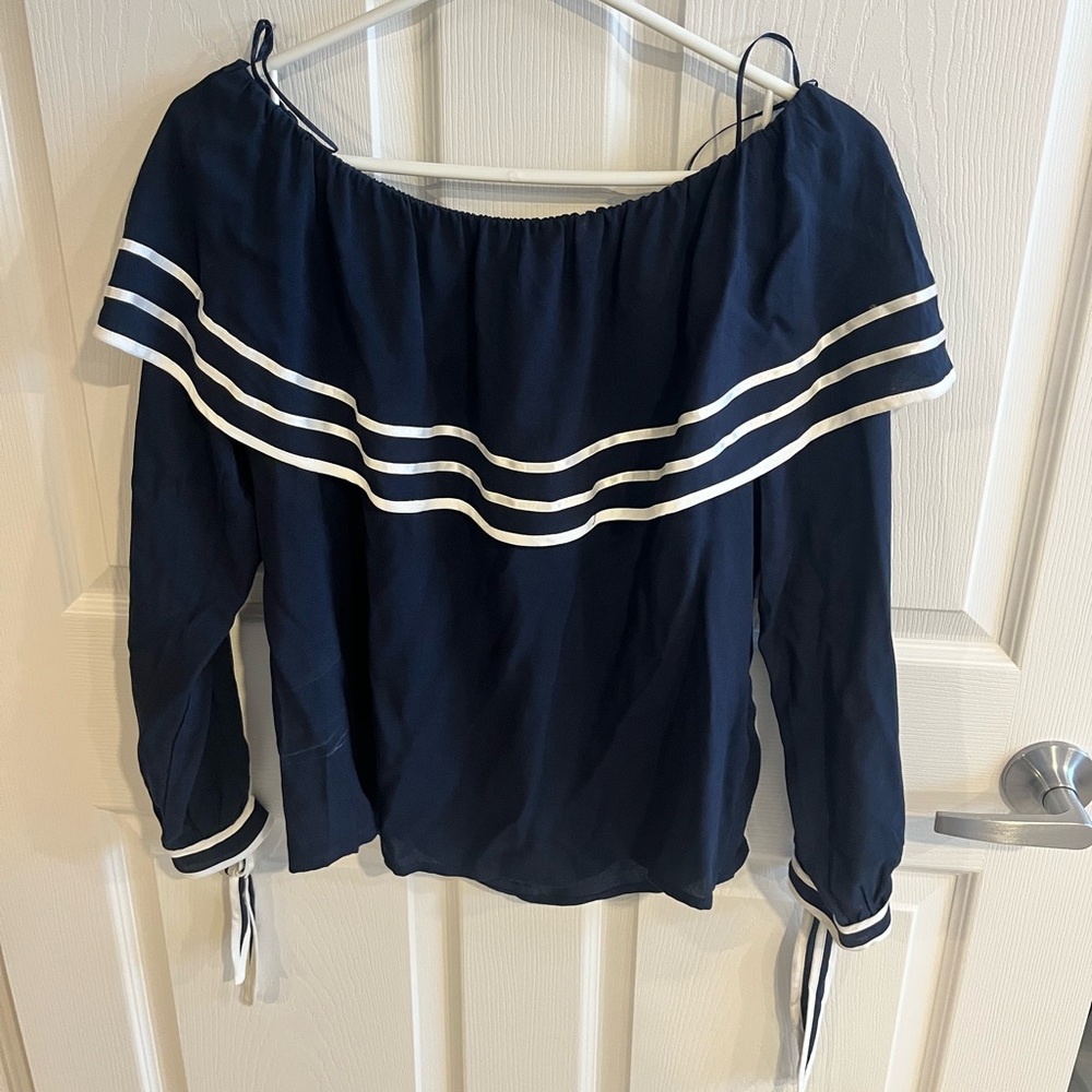 Cold Shoulder Top - Picture 1 of 5